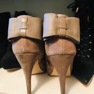 Dolce Vita tan/nude Booties